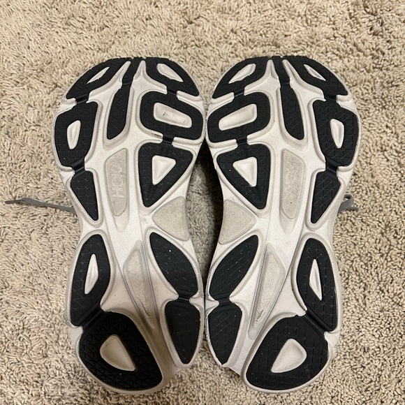 Hoka - Picture 3 of 8